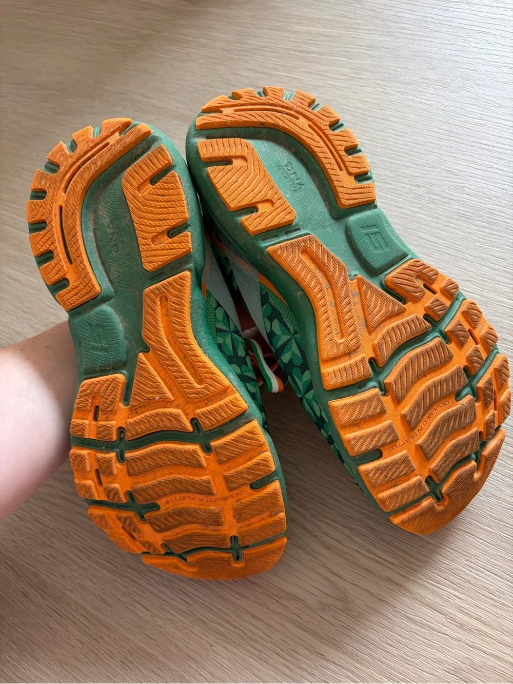 Brooks Ghost 15 Run Lucky St. Patricks Day Sneakers Womens Size 6.5